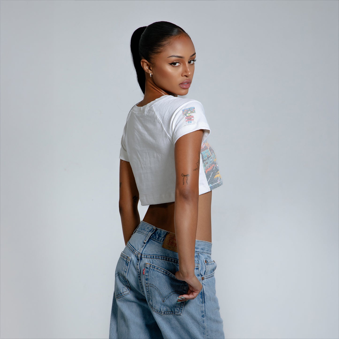 New York City Essential RW Crop Tee - Small